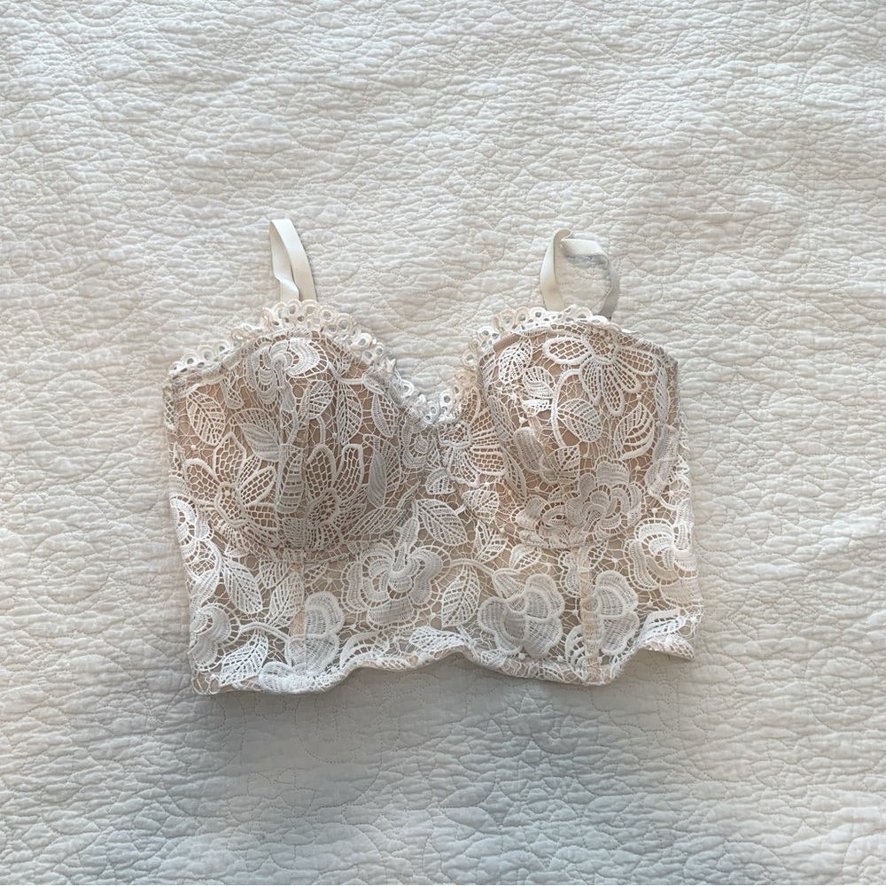 Off white lace bustier 38DD